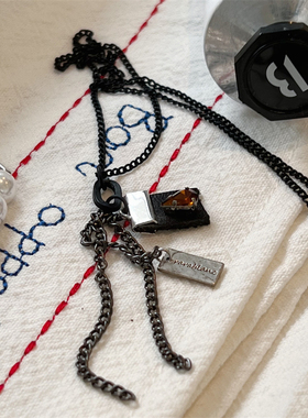 大发试验站 做旧金属宝石暗黑简约风长链条百搭气质毛衣链