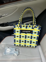 Абрикосовый