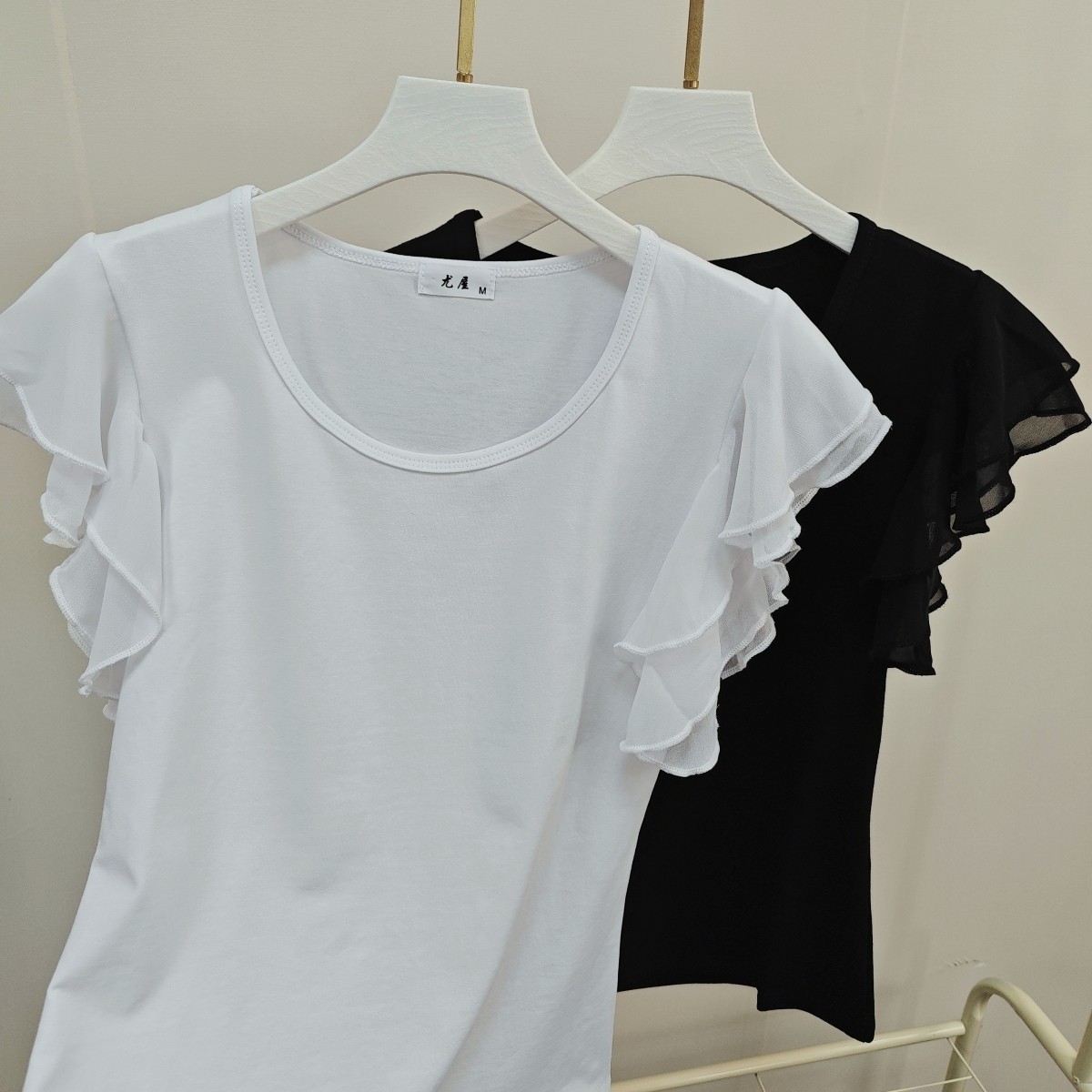 雪纺t恤女短袖修身显瘦设计感荷叶边打底衫黑色圆领荷叶袖上衣女