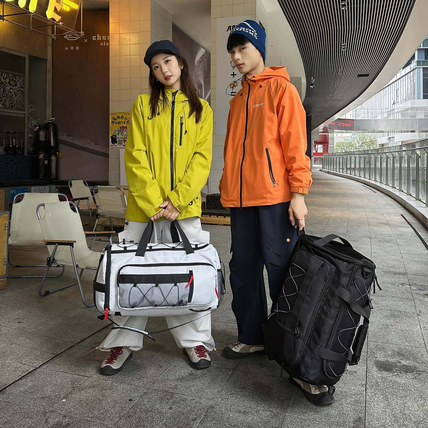 户外运动风多功能旅行袋男女手提大容量出差旅行包行李包健身包