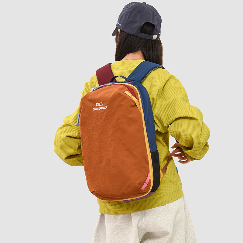 时尚撞色户外登山大容量轻便双肩包女休闲背包电脑包学生书包