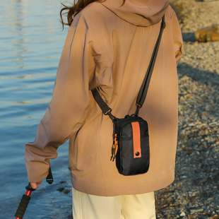 男女通用单肩包户外运动斜挎包男女登山骑行小包休闲通勤腰包胸包