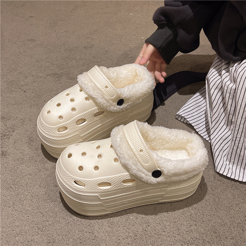 婚鞋新娘鞋冬季加绒8cm洞洞鞋主婚纱神器结婚小个子增高包头鞋女