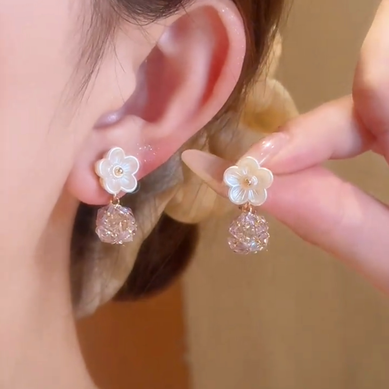 锆石水晶球百搭精致甜美韩版时尚
