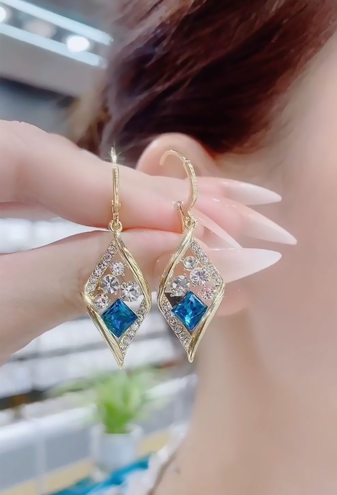 高级感几何蓝水晶锆石耳环韩国气质网红轻奢天使之泪菱形耳扣耳饰