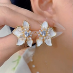 925银针气质闪钻珍珠花朵耳钉轻奢高级感百搭耳环小众设计感耳饰