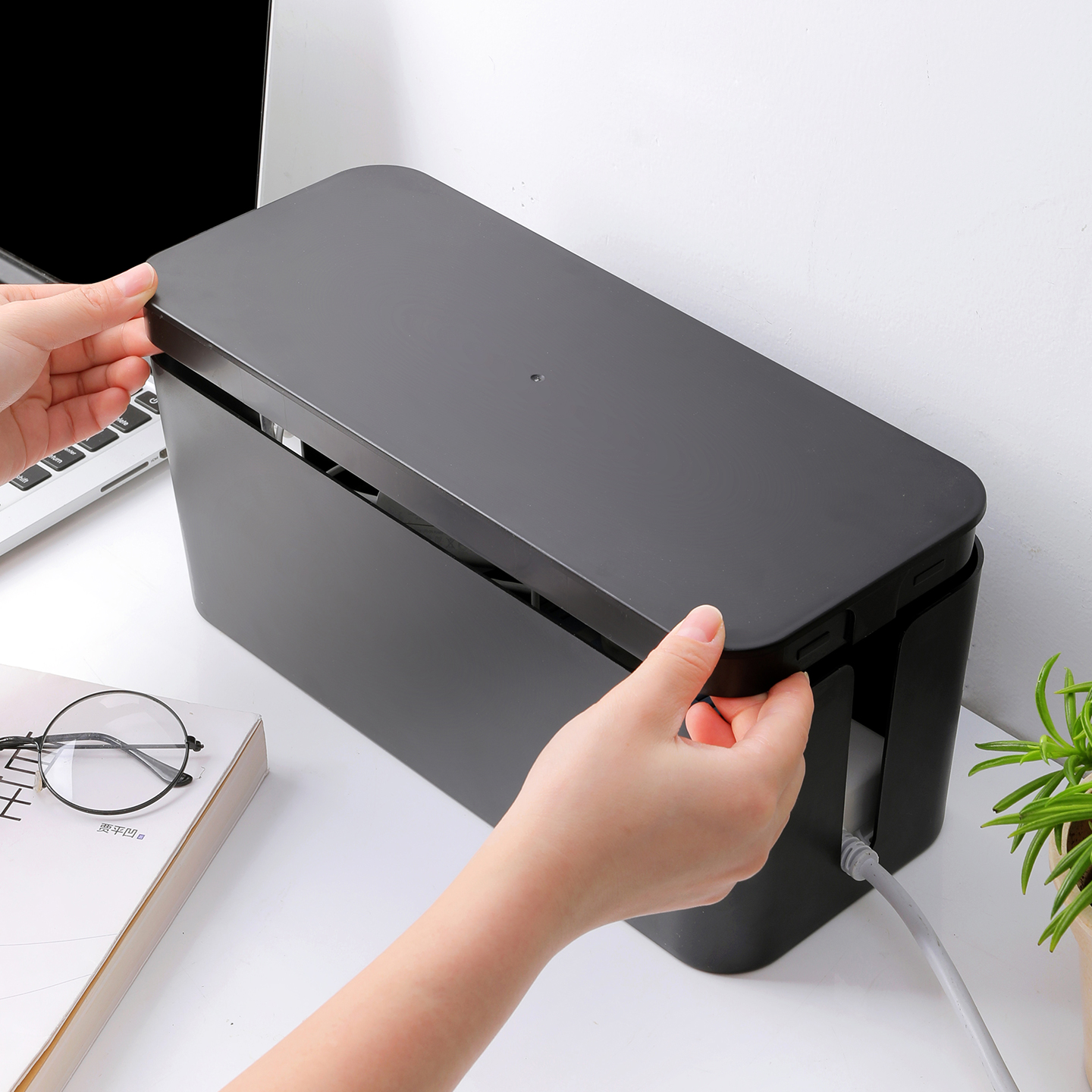 居家家整理盒桌面充电线理线神器