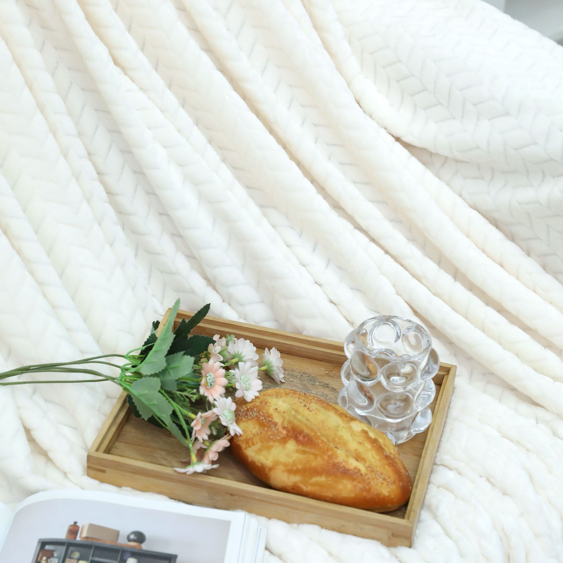 新款办公室加厚提花毛毯法兰绒毛毯菱形格毯子麦穗纹毛毯礼品空调