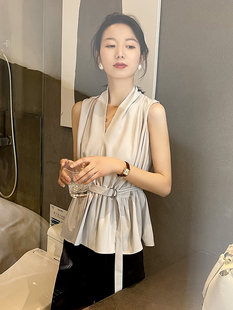 垂感无袖 职业轻熟风通勤打底衫 雪纺上衣 女设计感小众时尚 v领衬衫