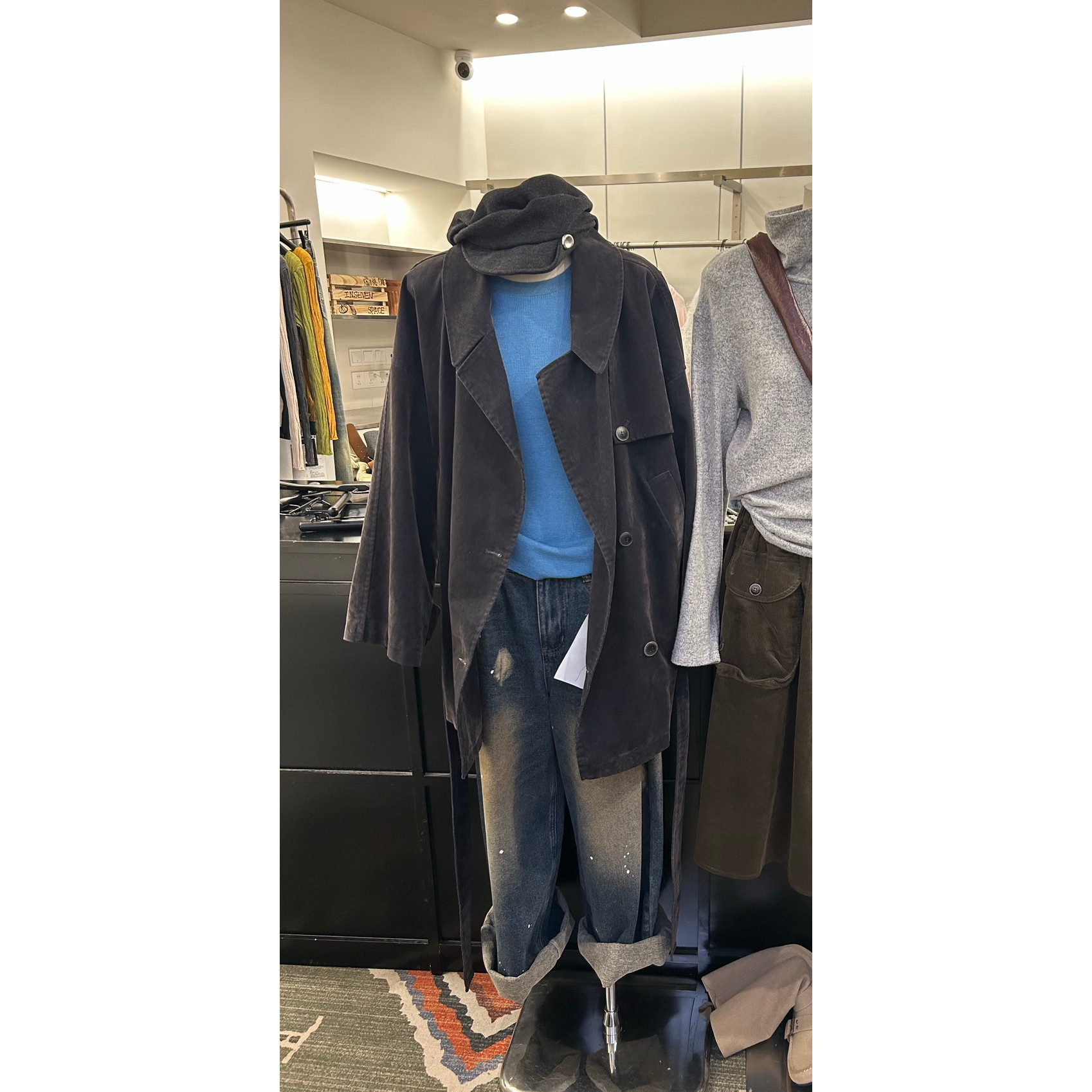 一善服饰冬上新翻领收腰中长款风衣(配腰带)(不女内搭)2wt25