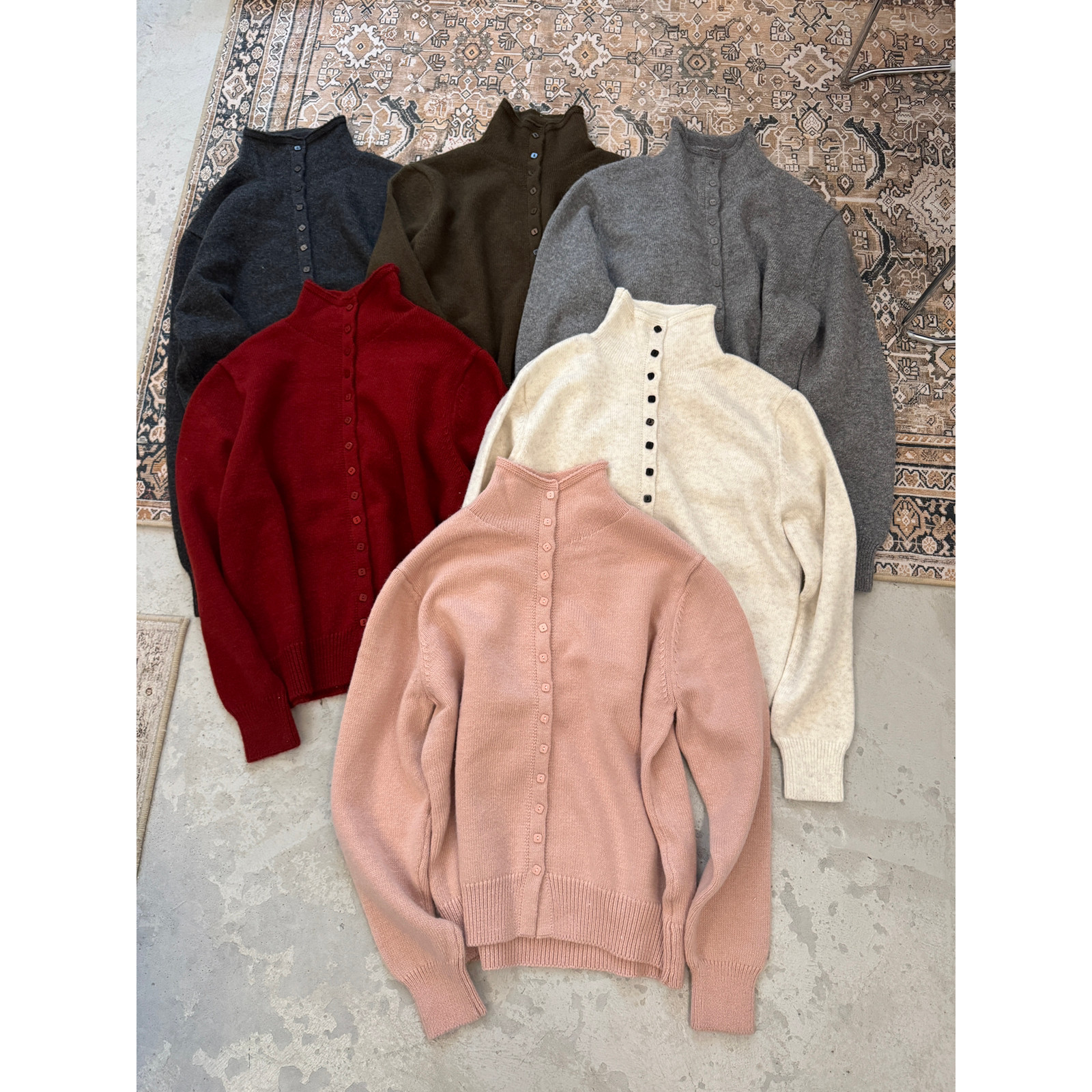 一善服饰冬上新冬新款单排扣兔绒纯色保暖毛衣26215