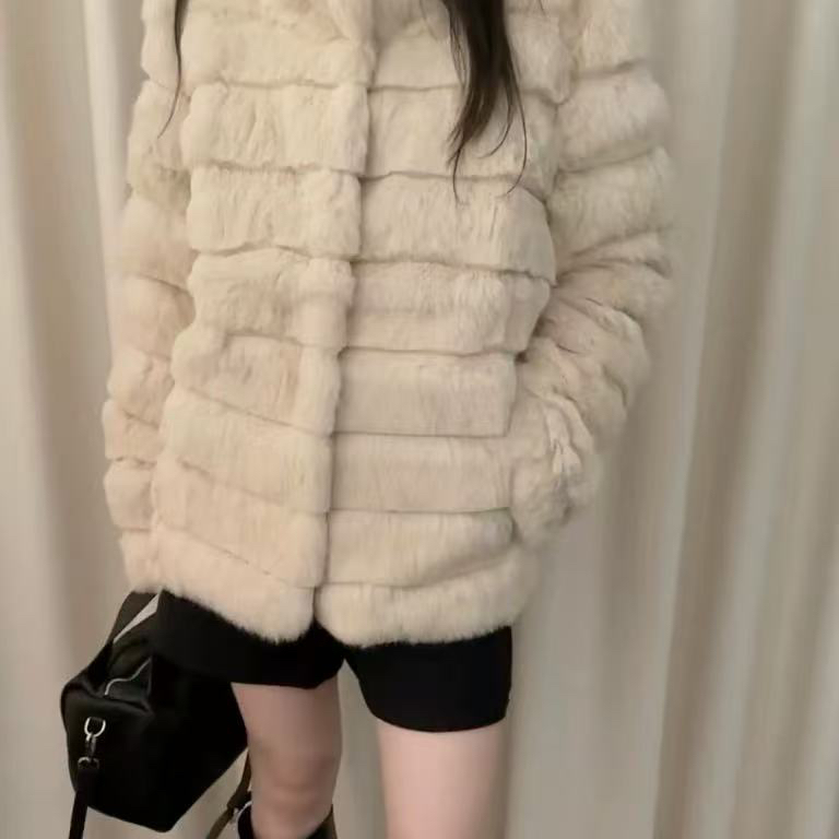 童心家冬上新法式复古毛绒立领短外套YS2-P190