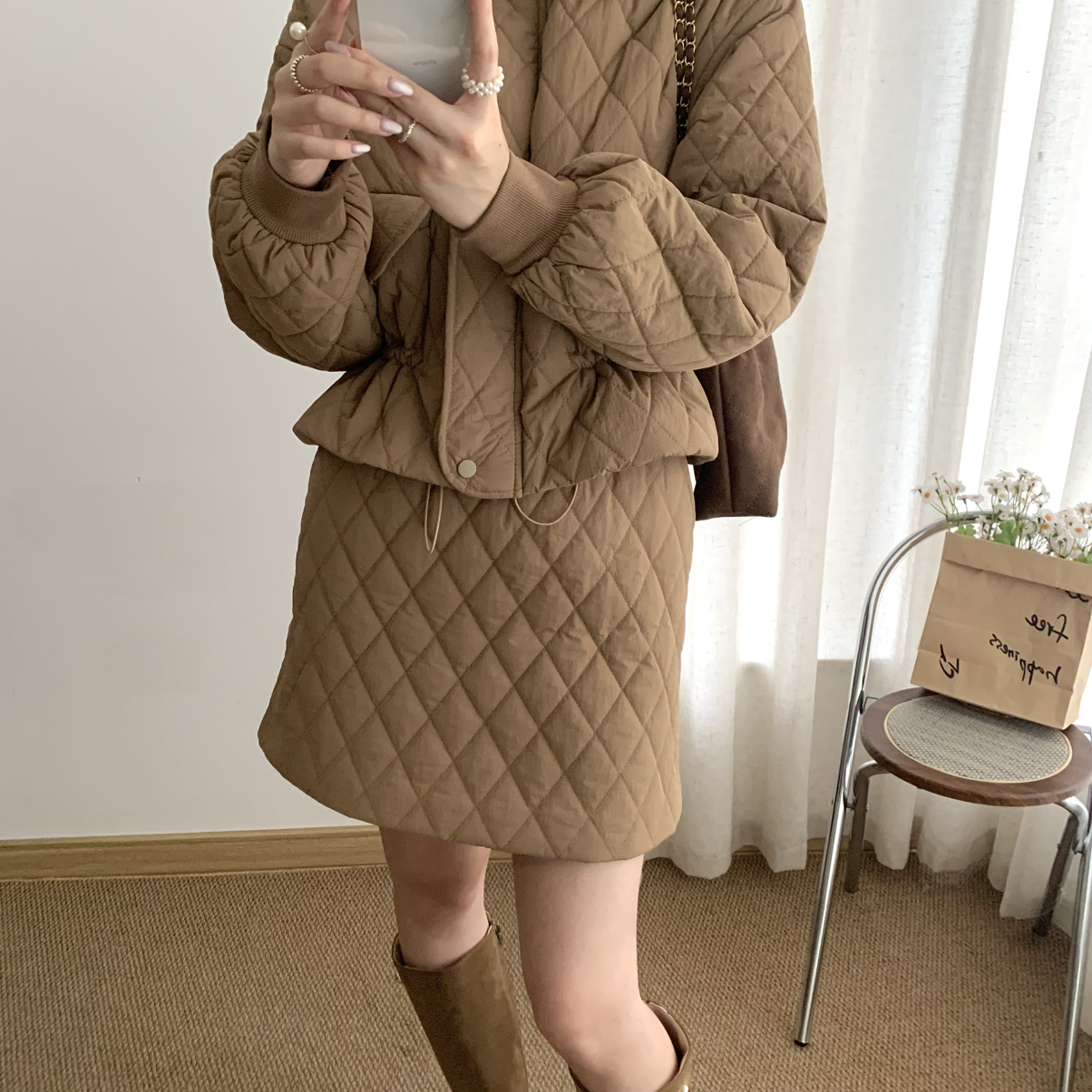 童心家冬上新复古风菱格纹绗缝夹棉A字裙半身裙Q55893