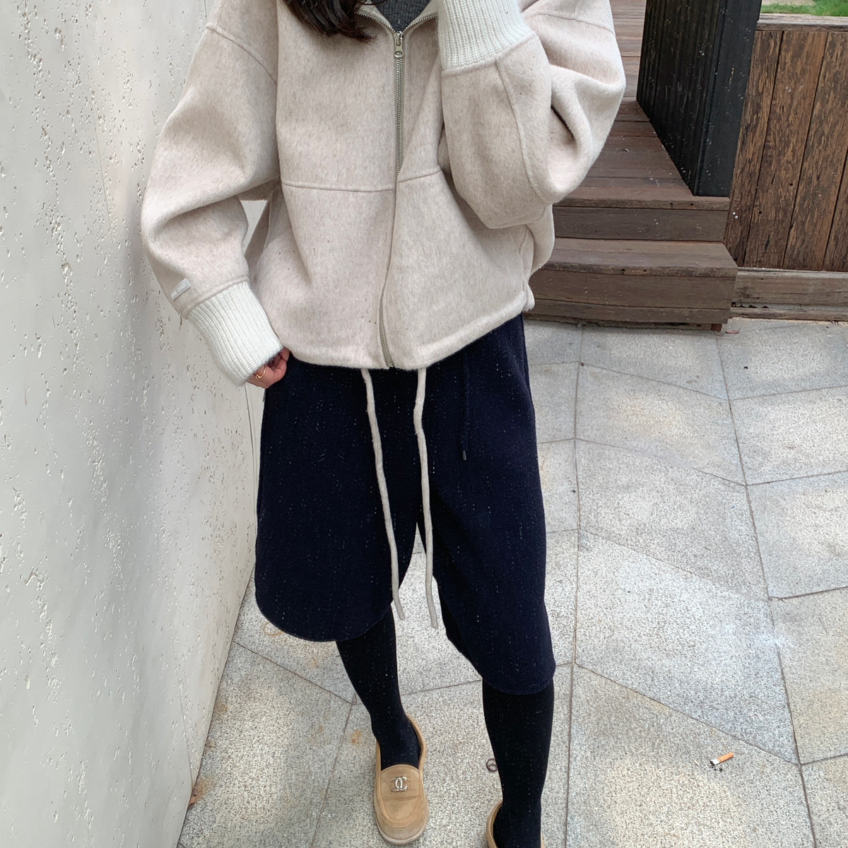 童心连帽拉链抽绳宽松短款外套羊毛外套(配腰带)（含65羊毛）C706