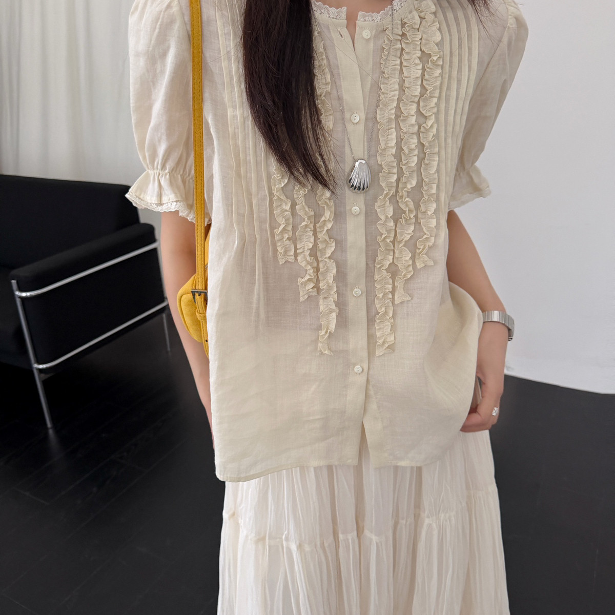 童心26夏上新夏天的温柔氛围感被这件白麻衬衫狠狠拿捏了清冷又