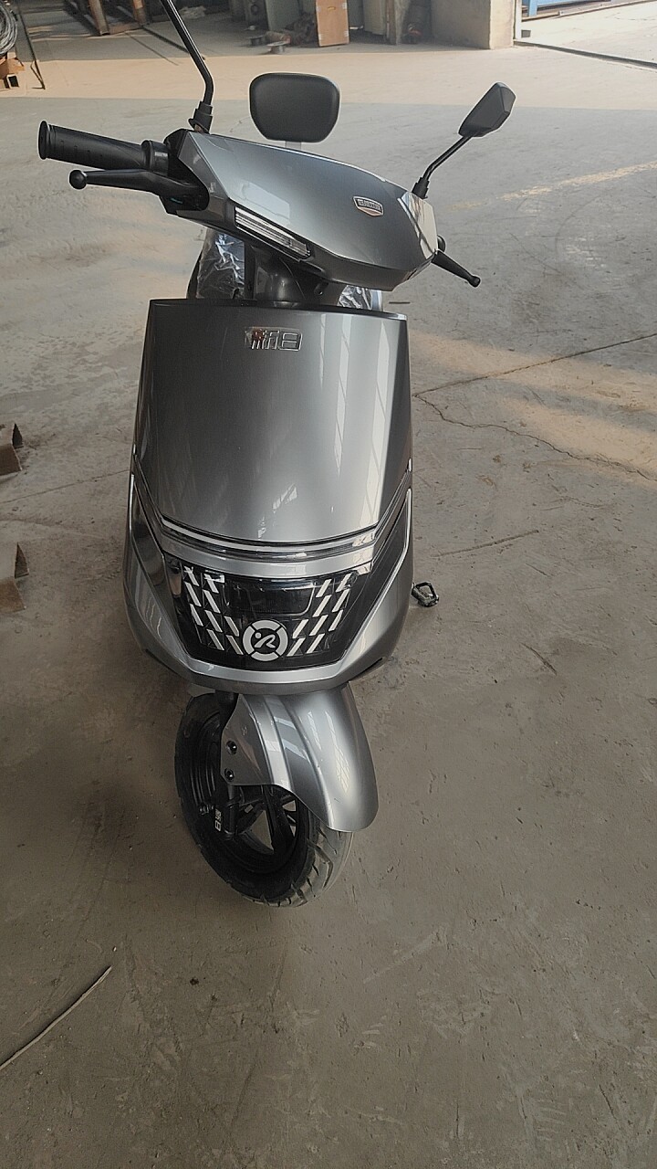 新日电动车外壳配件全套塑件k5电瓶车坐垫前围前泥板边条装饰板