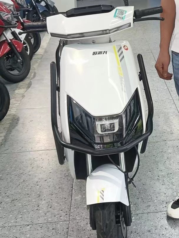 欧派龙电动车外壳配件全套电瓶车塑件灯具坐垫前泥板头罩前围边条