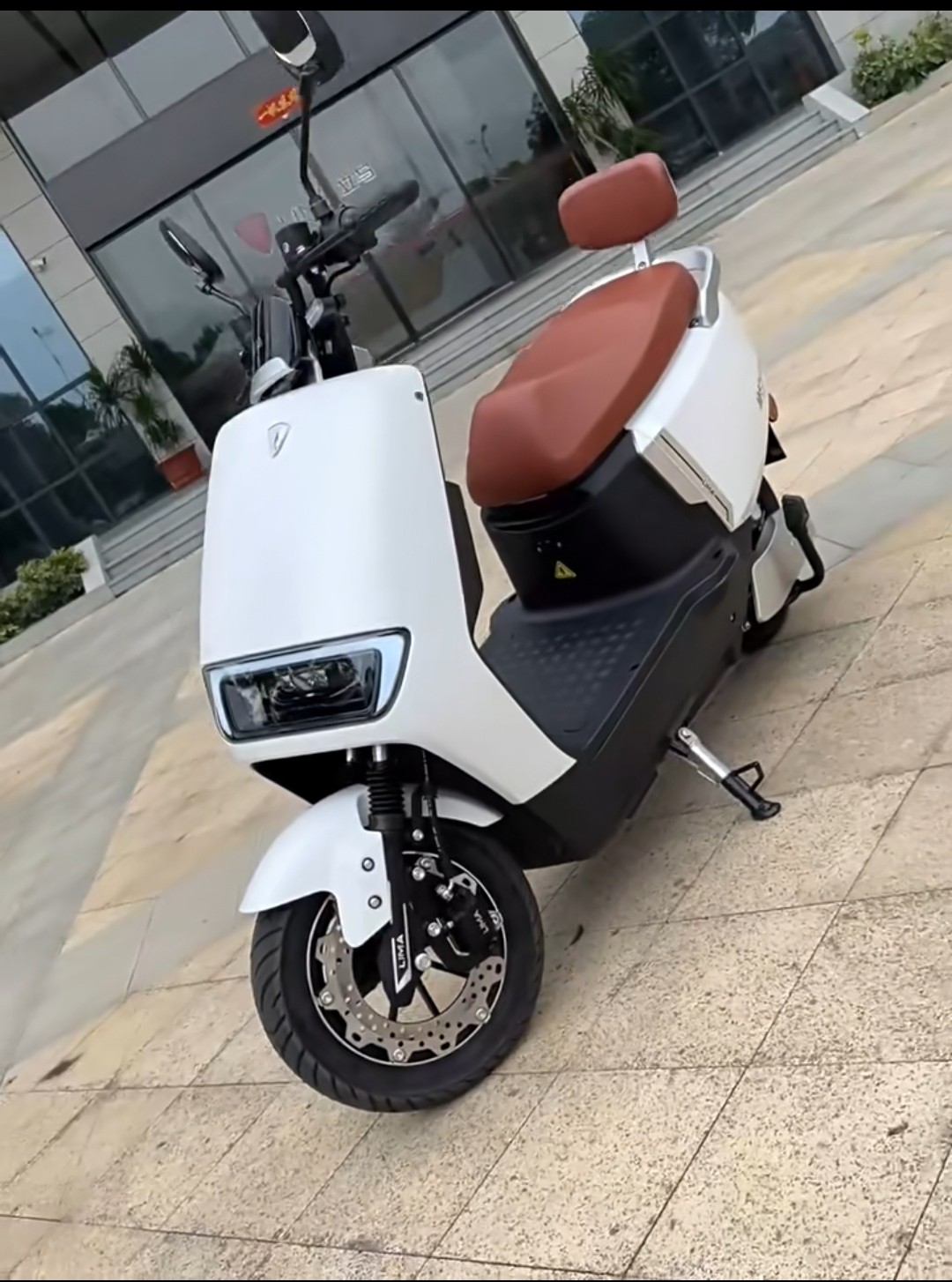 新日F6电动车外壳配件全套电瓶车外壳塑料件灯具前围面板边条泥板