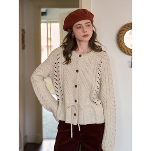 SimpleRetro云间小路 温柔设计感编织绞花羊毛针织开衫女长袖毛衣