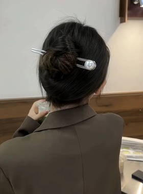 新中式珍珠U型盘发簪简约现代簪子气质百搭旗袍后脑勺丸子头钗饰