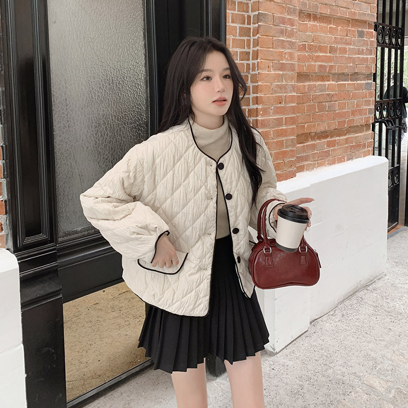 2025年菱格薄款棉服女小个子白色外套秋冬