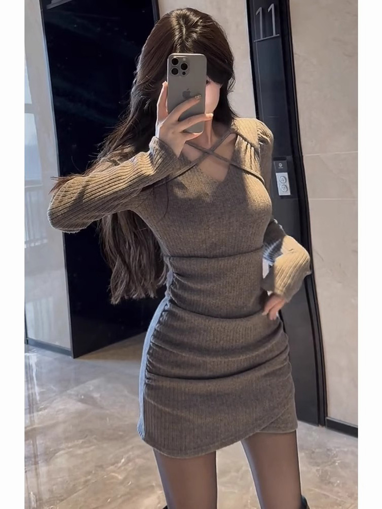 港风覆古性感气质时尚内搭连衣裙女2025春秋新款修身高腰显瘦短裙