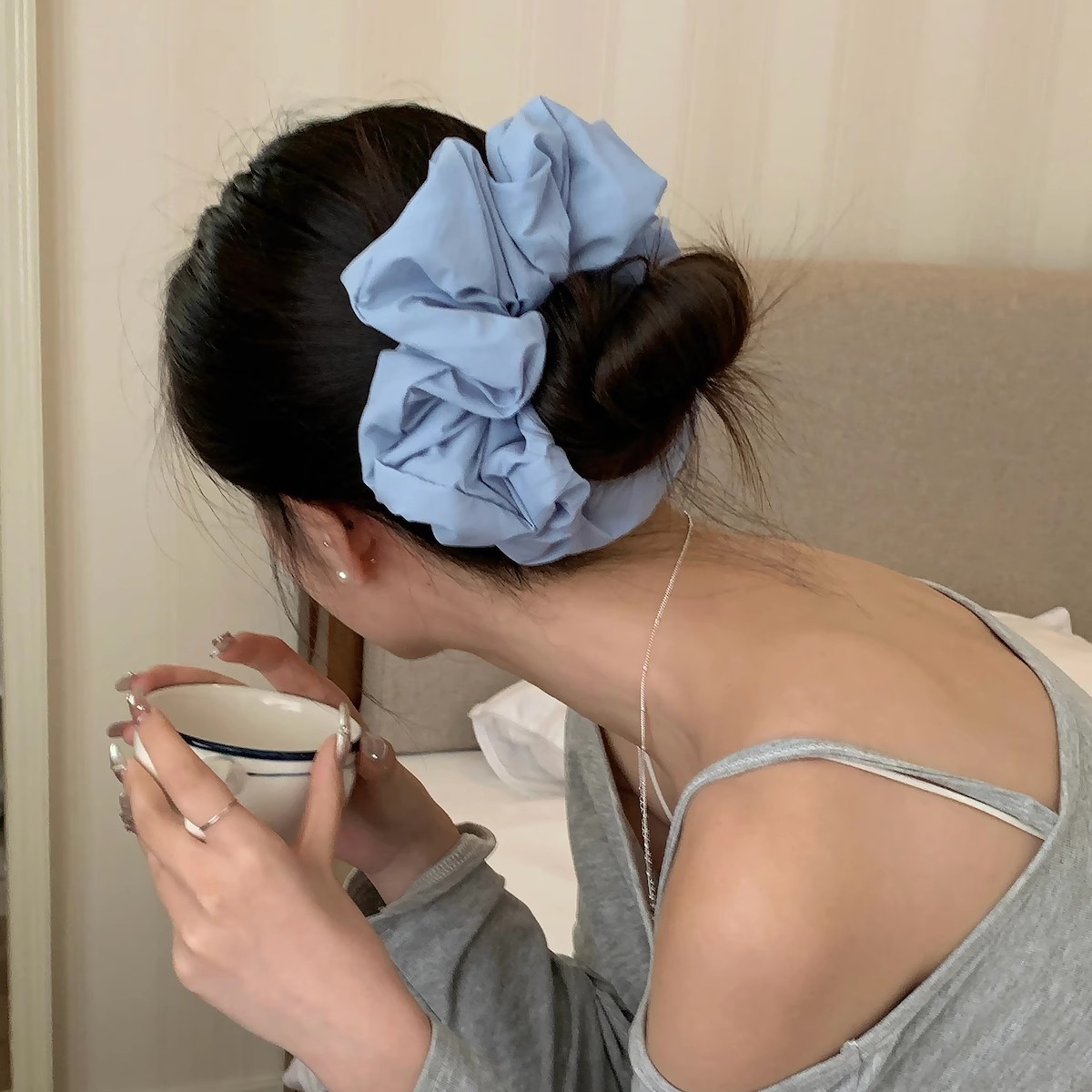 奶油色云朵海绵大肠圈发绳