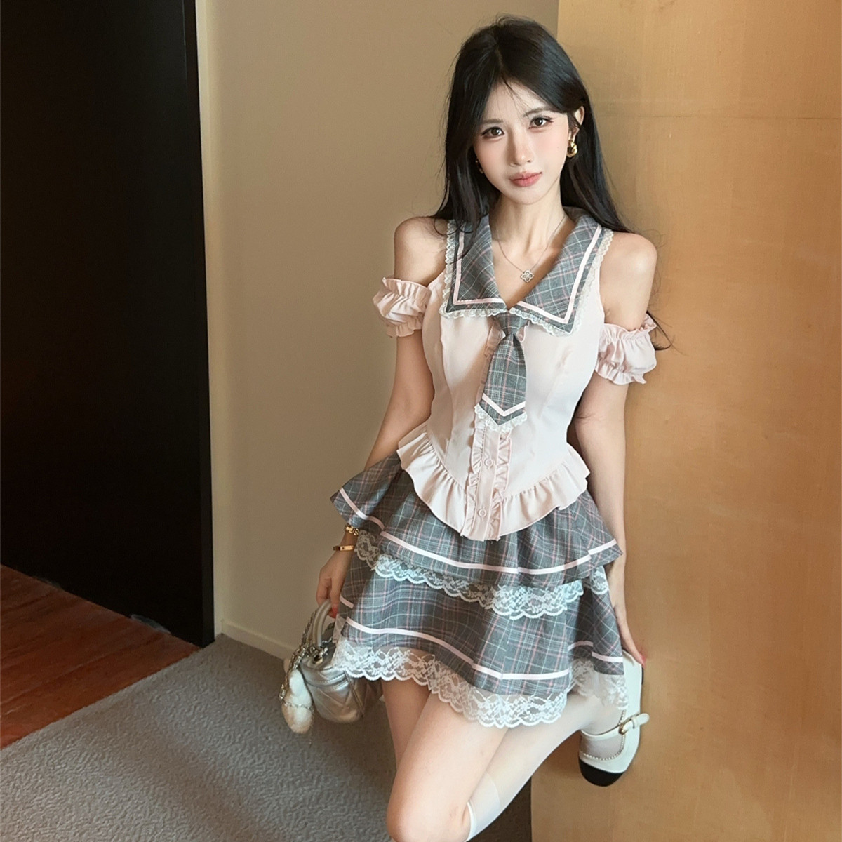 韩系甜美纯欲风jk制服女露肩翻领收腰衬衫蛋糕短裙两件套甜辣衬衣