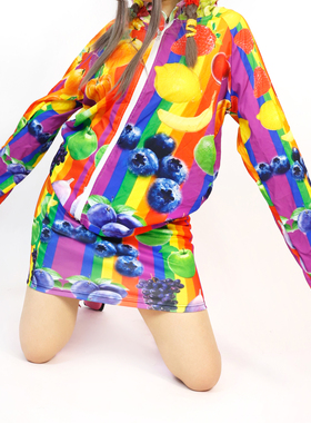 LEERROO水果轰趴2024夏新款多巴胺穿搭连帽遮阳衫轻薄外套女印花