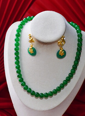 2025新款新娘项链高级感轻奢典雅人工玉石旗袍秀禾三件套项链耳环