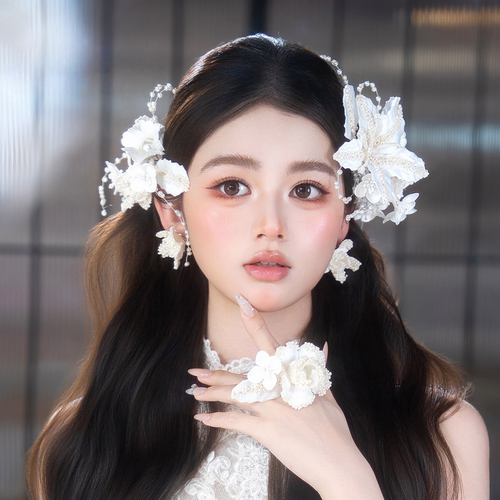 2026韩系花朵新娘头饰高级感发夹边夹侧边发饰结婚婚礼敬酒服饰品