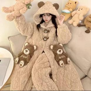 睡衣女款秋冬季珊瑚绒三层夹棉加厚加绒睡袍长款可外穿家居服套装