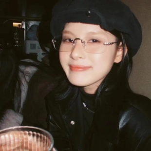 银色无框纯欲减龄切边窄长式帅气平光眼镜男女网红时尚大框超轻镜