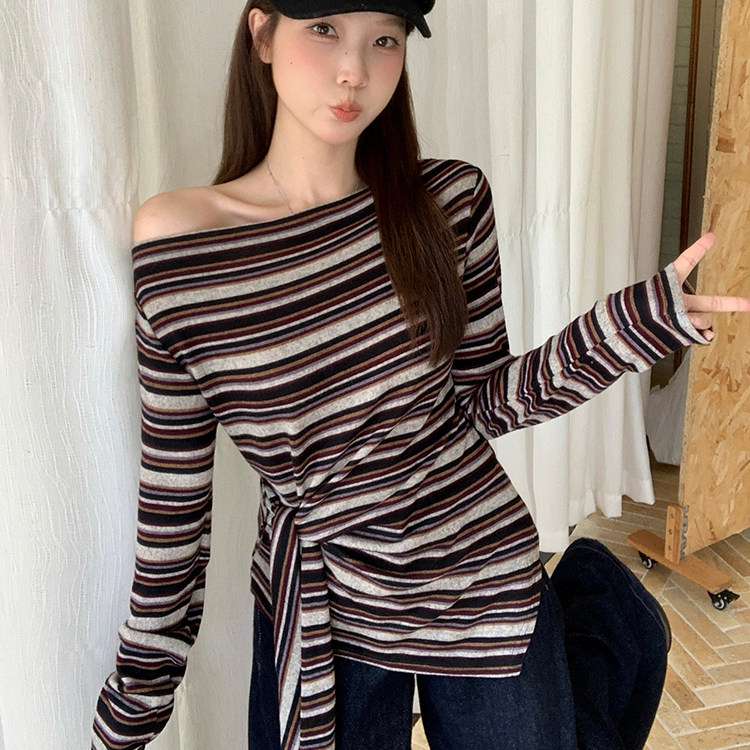 大码胖mm一字斜领露肩条纹长袖T恤打底衫女春秋冬季修身显瘦上衣