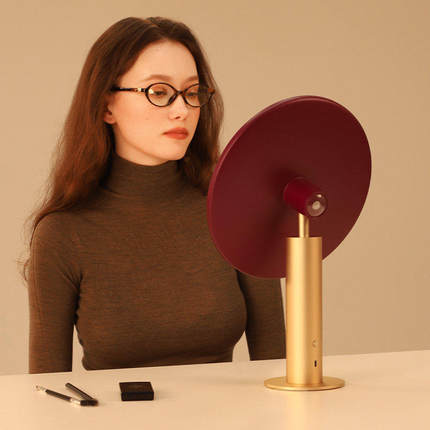 MUID金属化妆镜台式带灯智能梳妆镜礼盒桌面led美妆镜子礼物女生