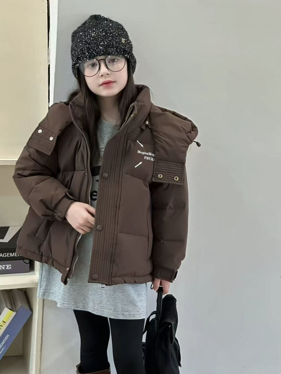 2025冬季新款儿童休闲时尚百搭洋气日常连帽羽绒服外套25008