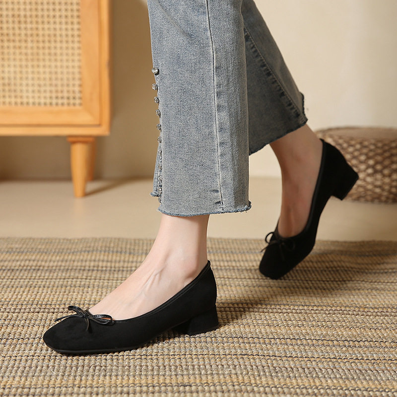 粗跟法式百搭女浅口单鞋复古绒面玛丽珍高跟鞋不累脚黑色洛丽塔鞋