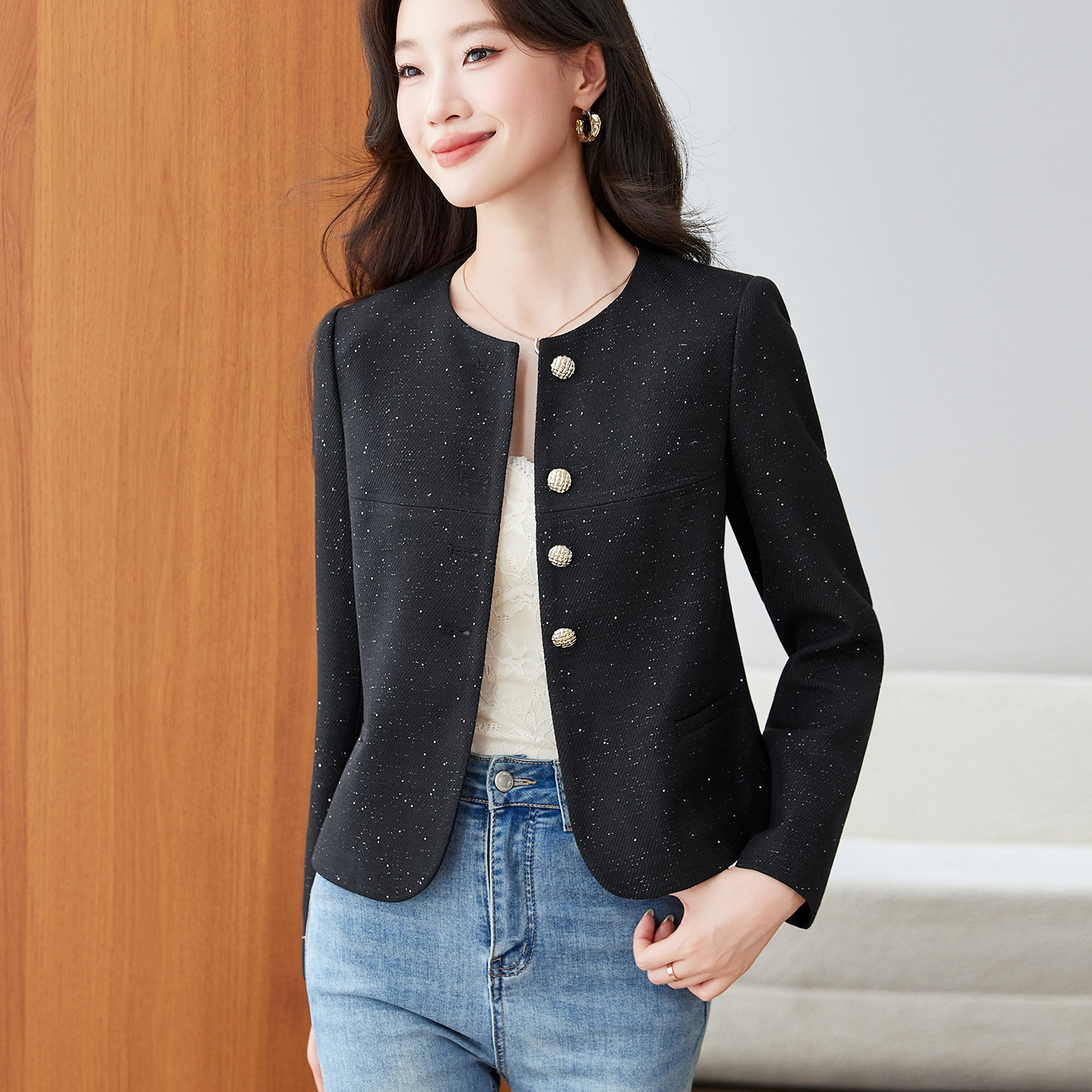 黑色短款小香风亮丝圆领外套女