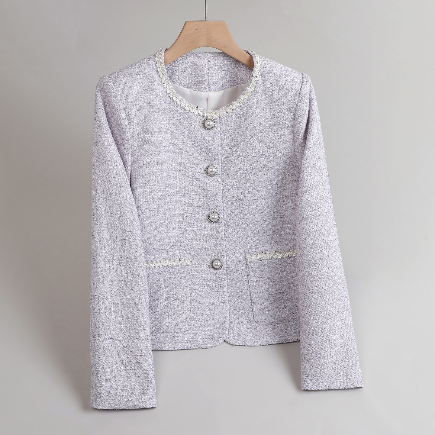 浅紫色短款小香风外套女春季新款高级感休闲时尚粗花呢西服上衣