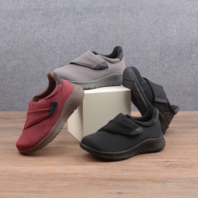 在售5390日元！出日单春秋健步鞋软底轻便透气魔术贴休闲妈妈鞋