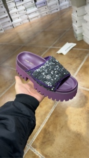 9广州240477丝绒厚底凉拖女鞋