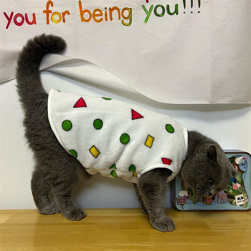 蜡笔小新同款猫咪衣服