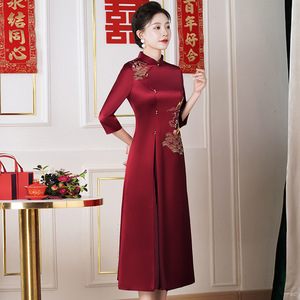 2026新款年轻喜婆婆婚宴装醋酸旗袍连衣裙春秋婚礼妈妈礼服D10
