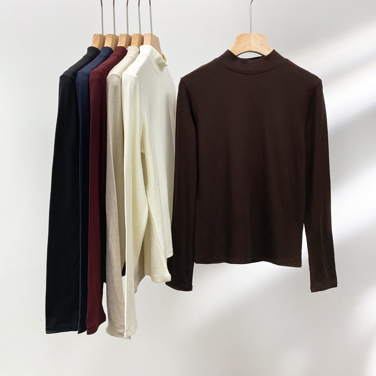 莱赛尔螺纹薄绒立领打底衫女修身