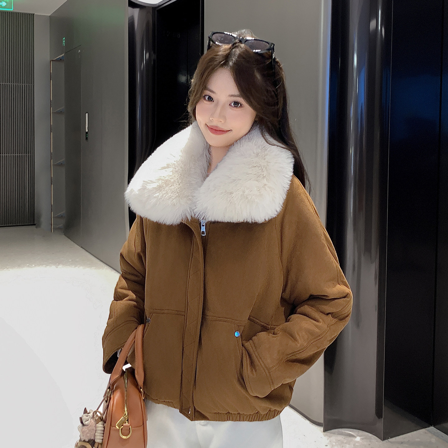 2026年冬季新款麂皮绒可拆毛领短款大款棉衣外套女韩版棉服棉袄潮