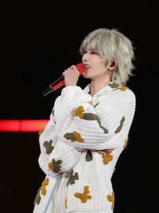 华晨宇2024年演唱会同款毛衣春秋加厚高级感韩系针织开衫外套男女