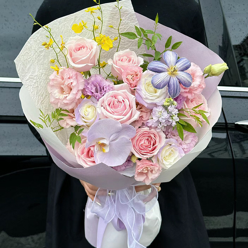 轻奢混搭玫瑰花束上海鲜花速递送女朋友闺蜜长辈生日花店同城送花