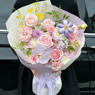 轻奢混搭玫瑰花束上海鲜花速递送女朋友闺蜜长辈生日花店同城送花