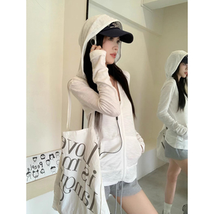 长袖 新款 运动风薄款 防晒外套2025夏季 女潮 设计感小众修身 连帽开衫