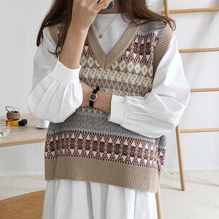 针织马甲女2022新款秋季韩版设计感小众宽松休闲外穿短款毛衣背心